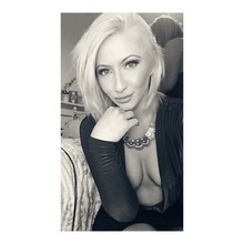 Nymphette qui adore la grosse bite sur Nancy