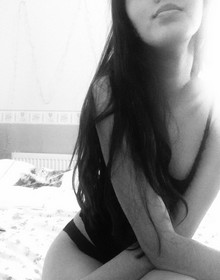 Jolie coquine veut trouver des mecs endurants à sucer à Nancy