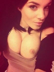 Chaude femme dispo pour un homme en couple sur Meurthe-et-Moselle