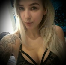 Femme en manque cherche à trouver un reubeu macho à Nancy