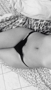 Salope cherche un mec bien membré à Nancy pour un plan cul