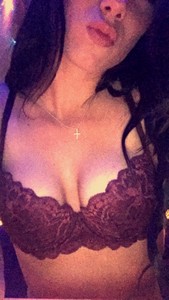 Salope pas farouche adorant la sodomie pour l'après midi