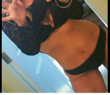 Femme célibataire aimerait sucer un reubeu endurant à Nancy