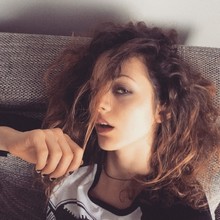 Femme qui adore la baise