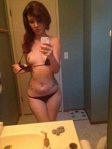 Salope en manque adorant la sodomie sur Nancy ou environ